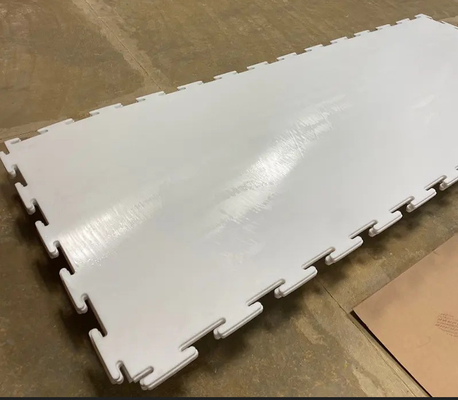 Pista de hielo de 15-25 mm de espesor de conexión entrelazada de chapa de PE de hielo sintético para porteros