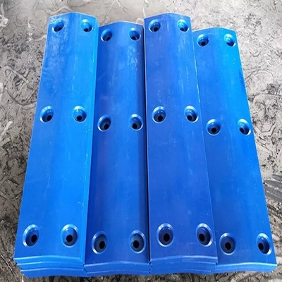 Curvado dirigir la cara plástica de la defensa del muelle rellena UHMWPE Marine Dock Bumpers