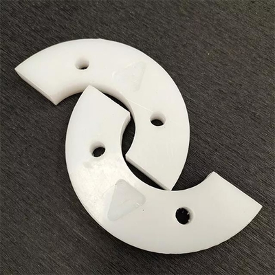 La fricción modificada para requisitos particulares de la resistencia de desgaste de UHMWPE bate el raspador de la correa para el sistema de transportador